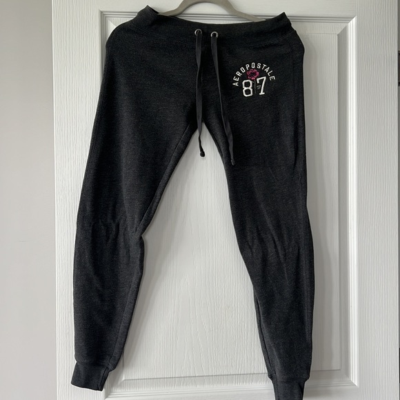 Two pairs of Aeropostale joggers, One new with tags - Picture 7 of 9